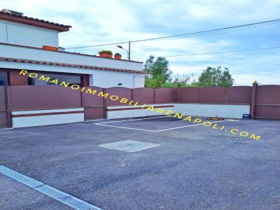 area esterna comune e posto auto
